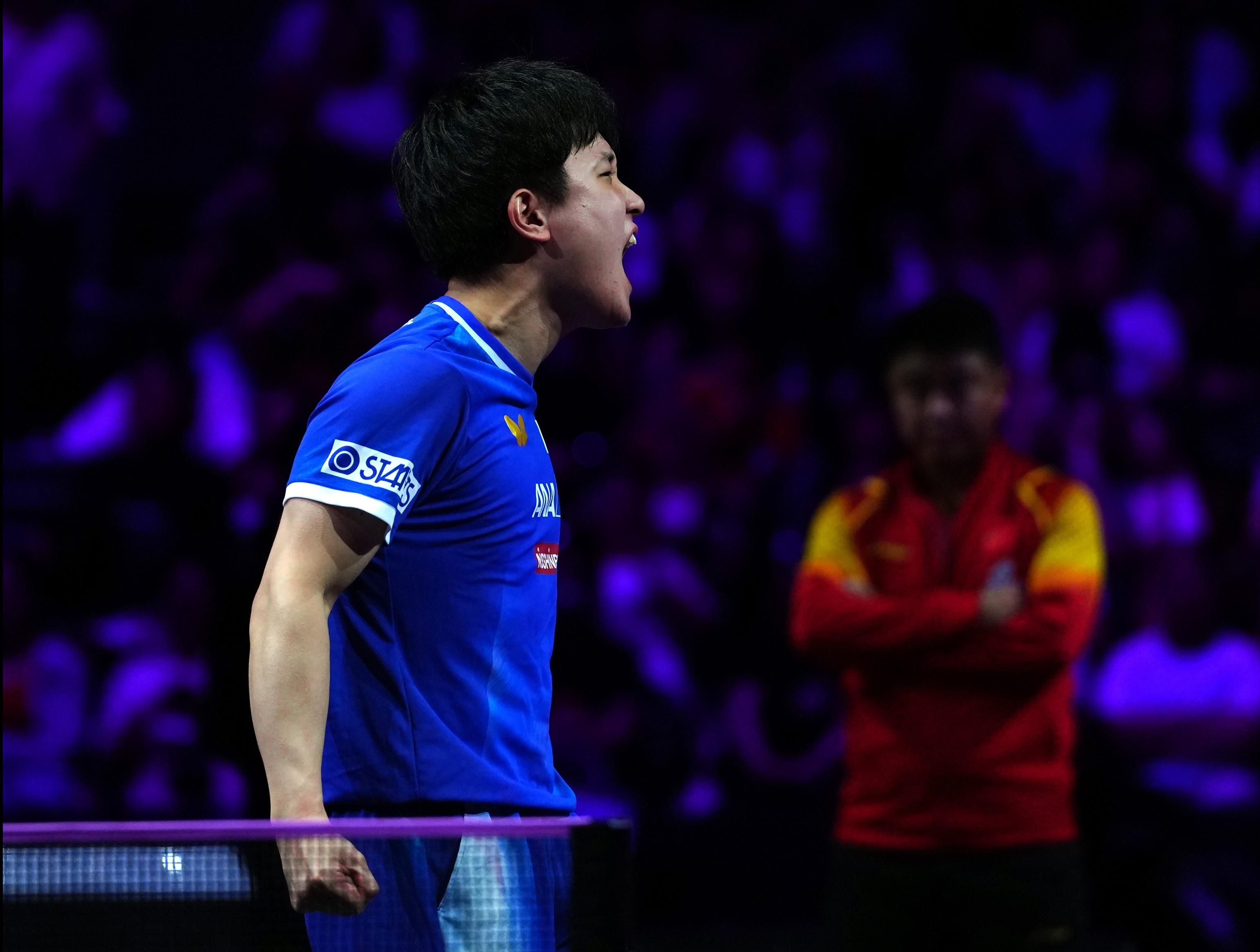 爱游戏2026-韩国队完胜日本队，王皓统治全场